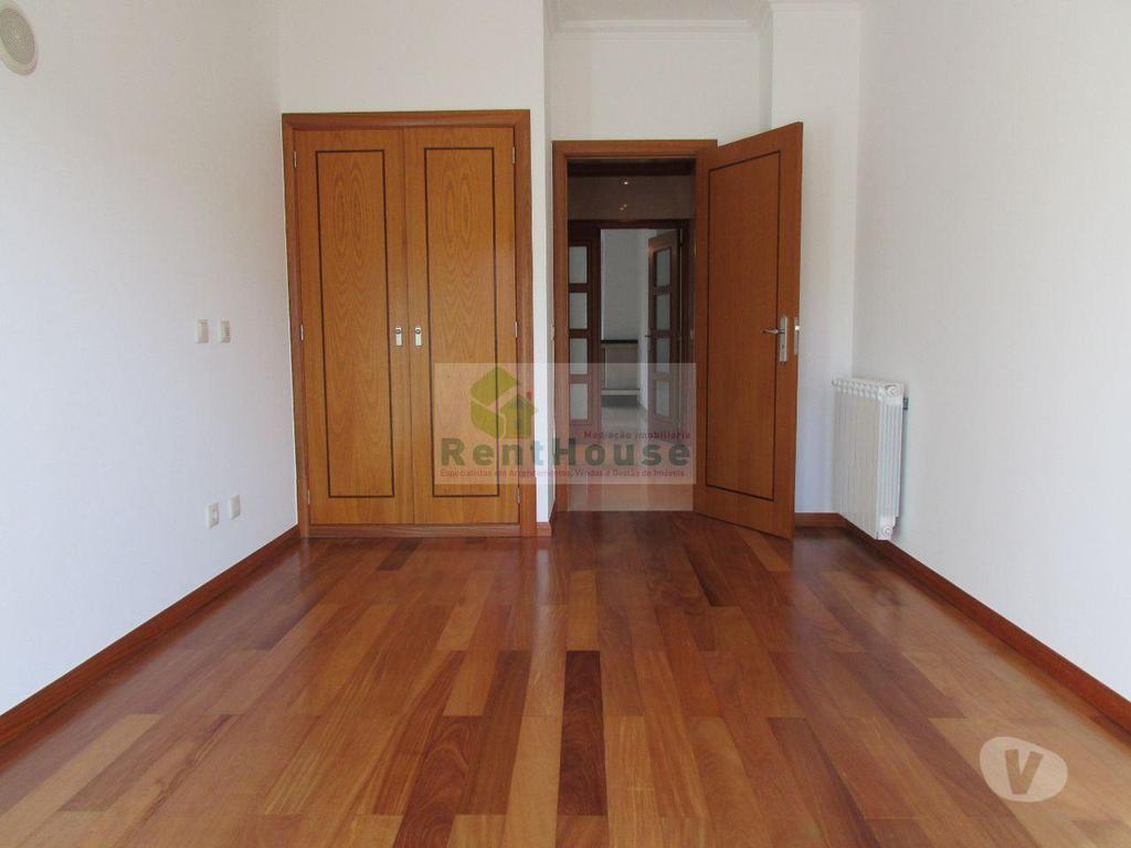 Apartamentos a venda Figueira da Foz - Fotos para Figueira-da-foz-Fabulosa Moradia M3+2 com Vista Mar (VF1559)