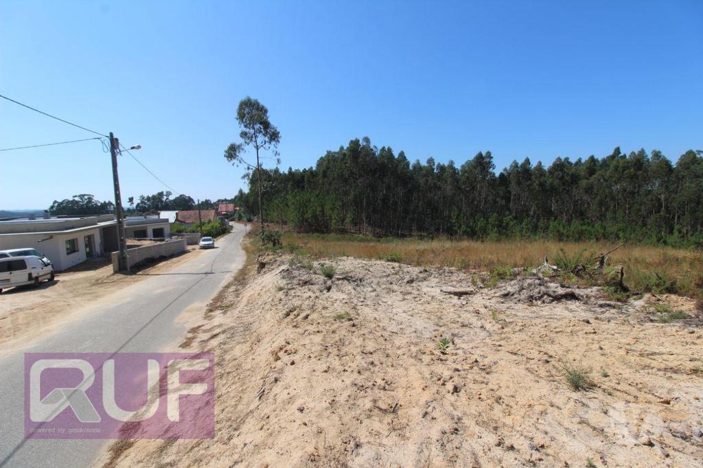Terrenos Leiria - Fotos para Lote de Terreno com projeto para moradia V4 em Souto da
