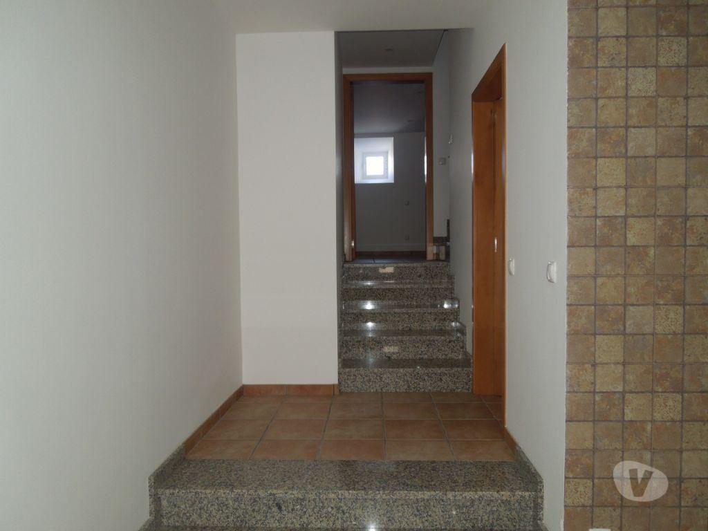 Apartamentos a venda Castelo de Vide - Fotos para Moradia banda T2+T3, bem localizada no centro de Castelo de