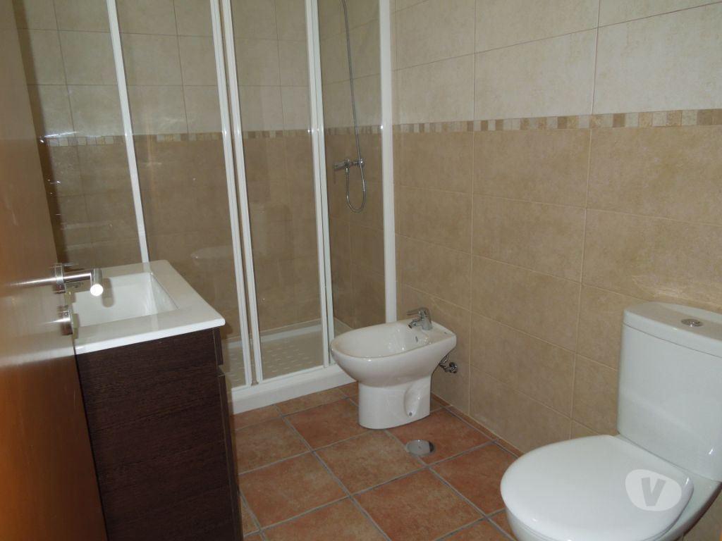 Apartamentos a venda Castelo de Vide - Fotos para Moradia banda T2+T3, bem localizada no centro de Castelo de