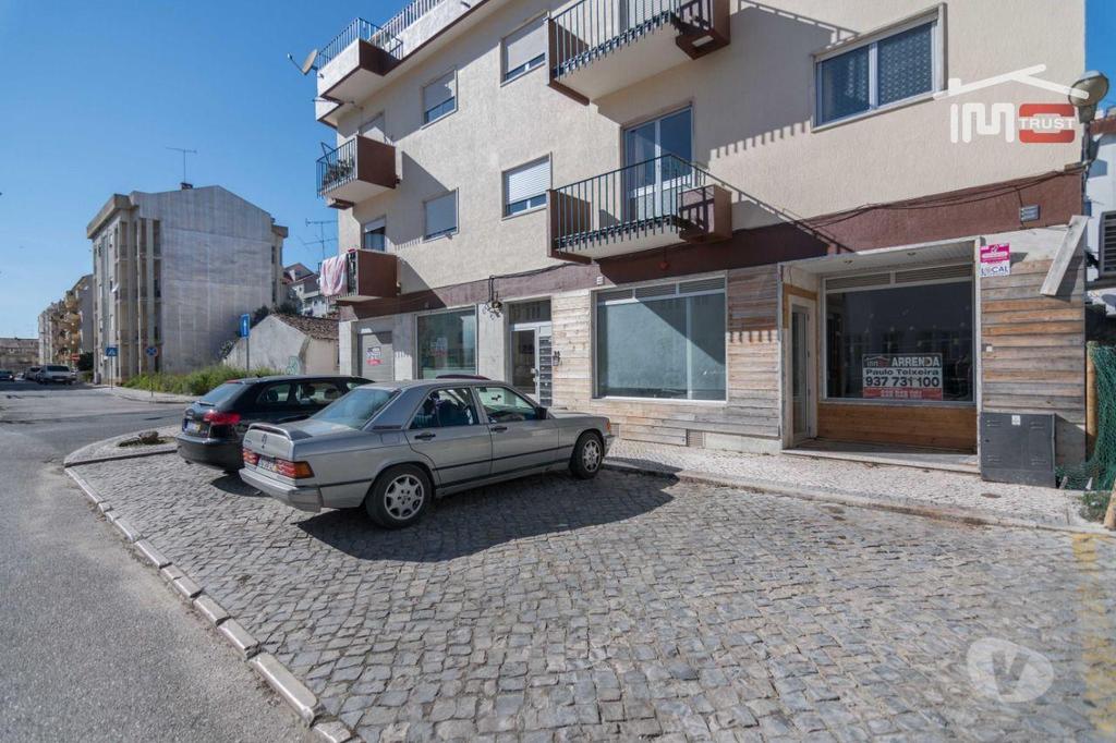 Comprar Loja Ourém - Fotos para Restaurante com condições de excelência em Ourém