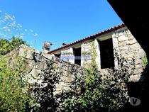 Casa frente Rio Lima p restauro. Portugal, Viana do Castelo,