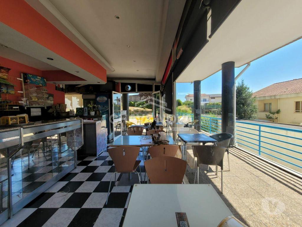 Comprar Loja Maia - Fotos para Venda de Loja c Café a Funcionar - Maia (Vermoim)