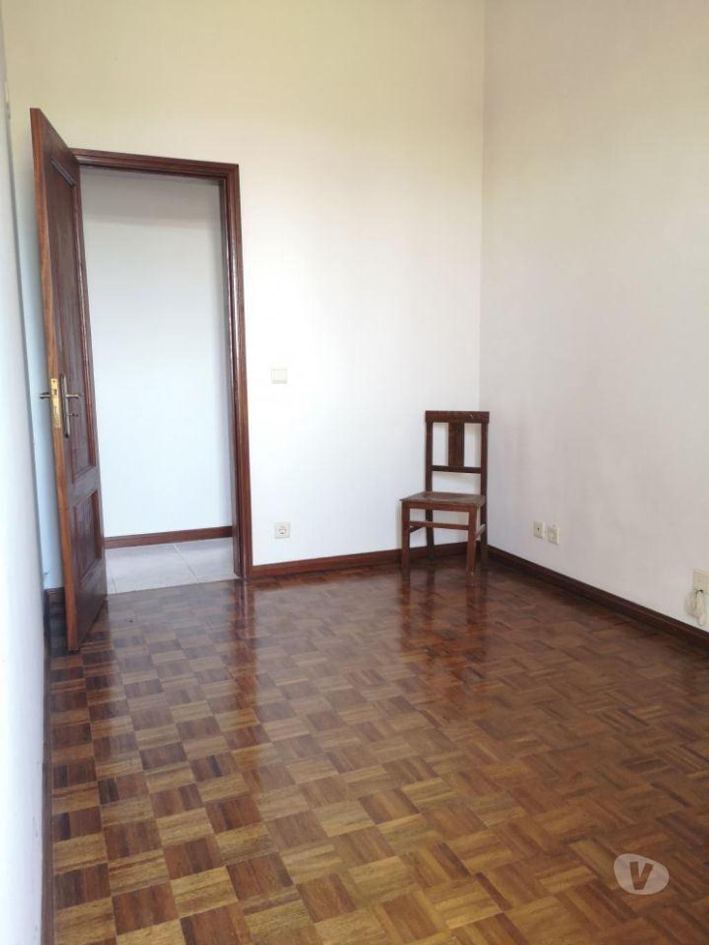 Apartamentos a venda Arouca - Fotos para Moradia c 2 habitações + terreno p construir Escariz Arouca