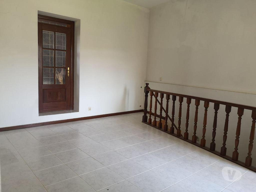 Apartamentos a venda Arouca - Fotos para Moradia c 2 habitações + terreno p construir Escariz Arouca
