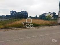 VENDE-SE---Terreno com a área de 1.400 m2 com viabilidade de