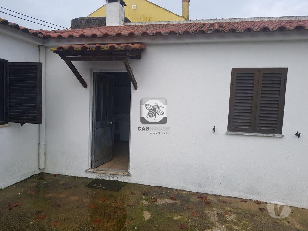 Apartamentos a venda Santarém - Fotos para Moradia T2 com Garagem a 10 minutos nó da A1 Cartaxo