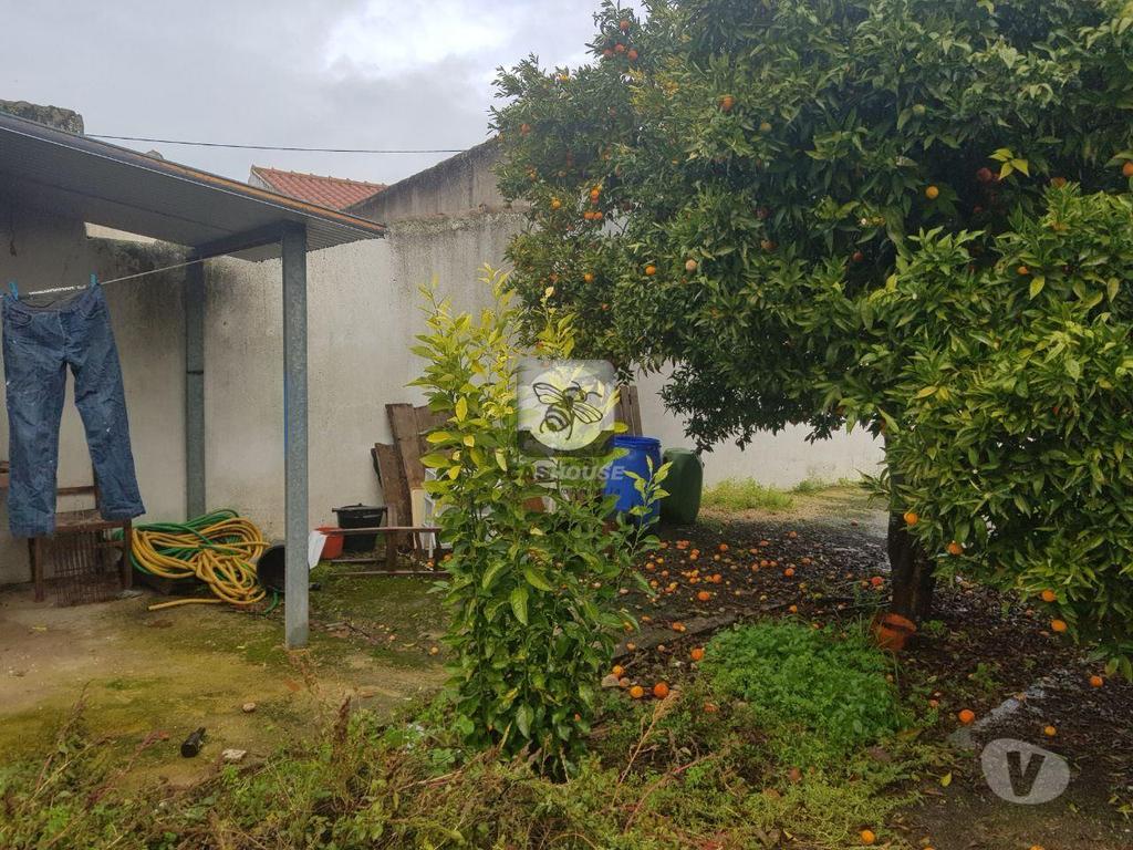 Apartamentos a venda Santarém - Fotos para Moradia T2 com Garagem a 10 minutos nó da A1 Cartaxo
