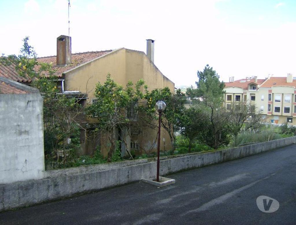 Terrenos Sintra - Fotos para Terreno com 1080m2, bem situado em Rio de Mouro para construção