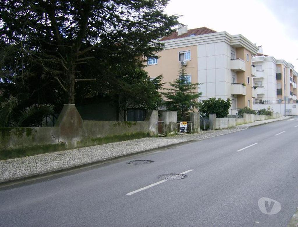 Terrenos Sintra - Fotos para Terreno com 1080m2, bem situado em Rio de Mouro para construção