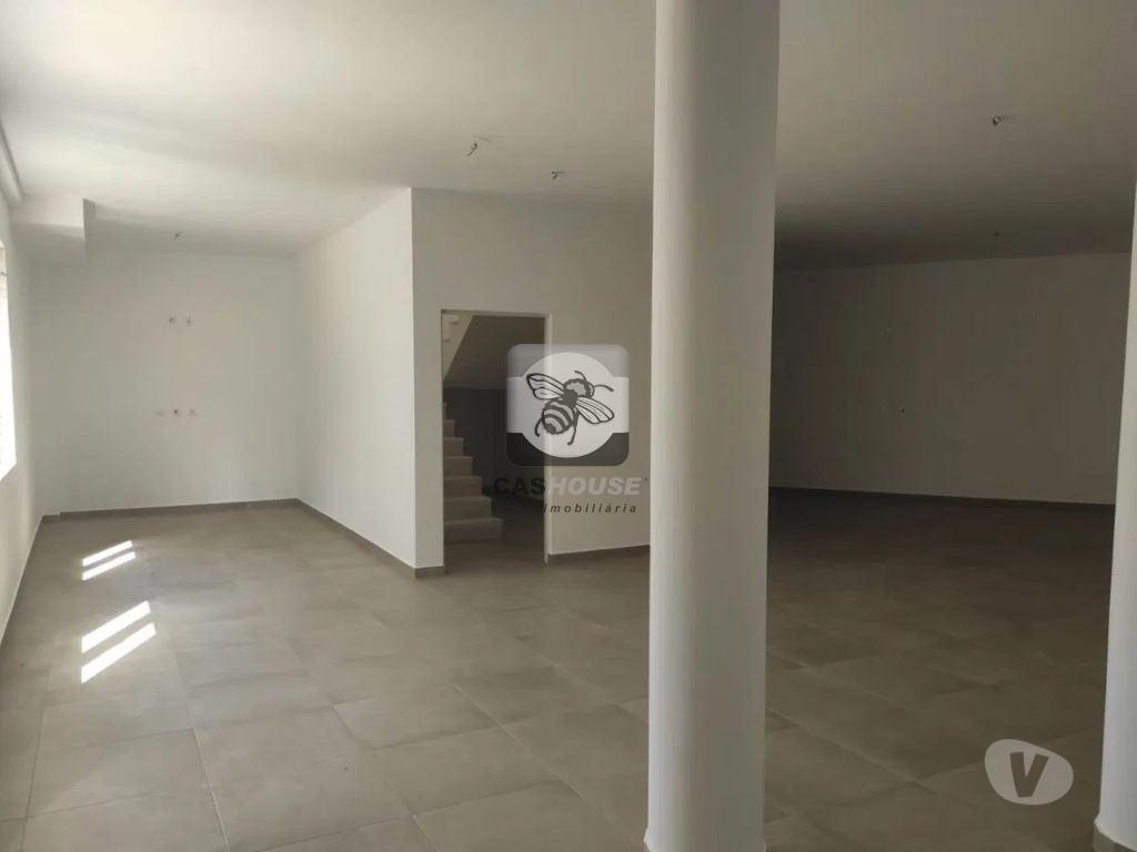 Comprar Loja Oeiras - Fotos para Loja a Estrear em Queijas - 2 Pisos