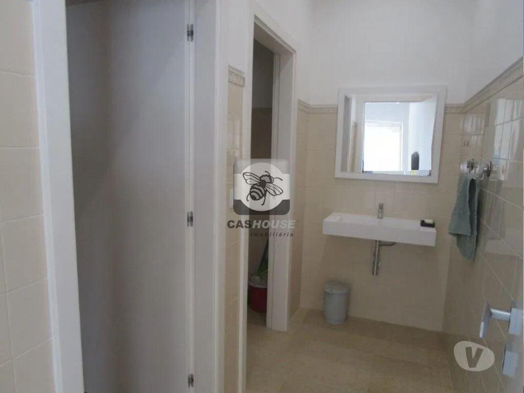 Comprar Loja Oeiras - Fotos para Loja a Estrear em Queijas - 2 Pisos