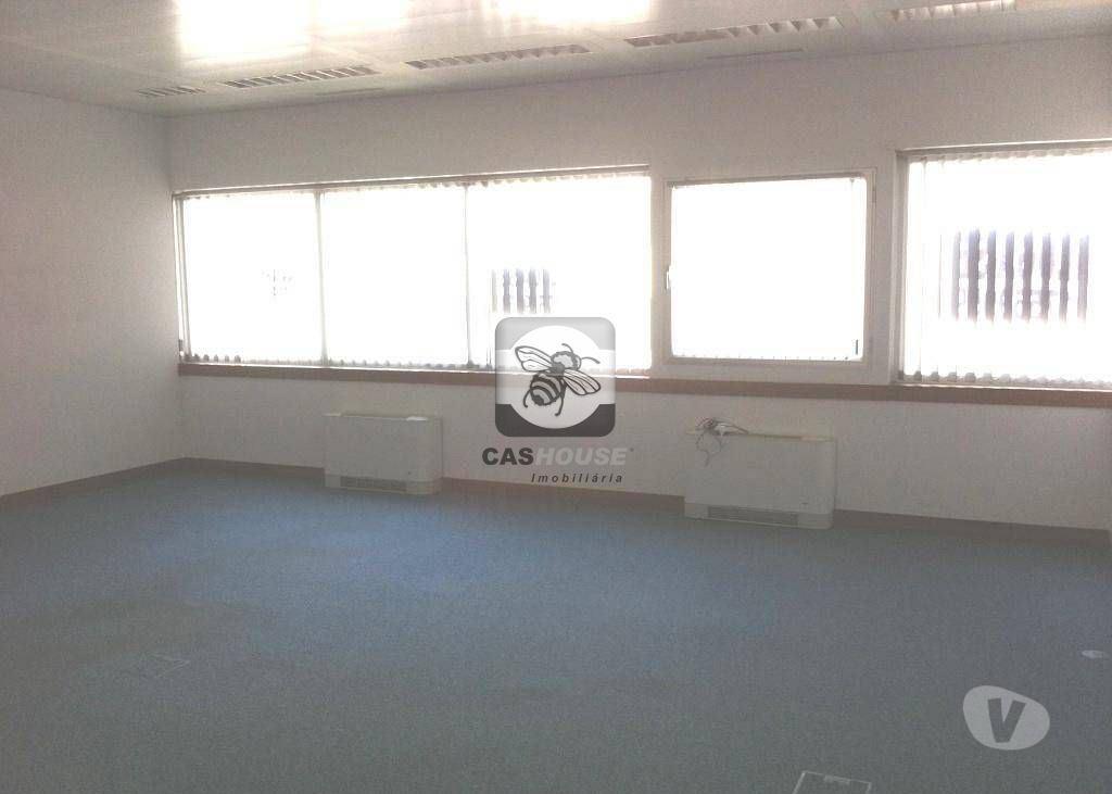 Aluguer Loja Oeiras - Fotos para Escritório Neopark Carnaxide - 3 Lugares de Garagem