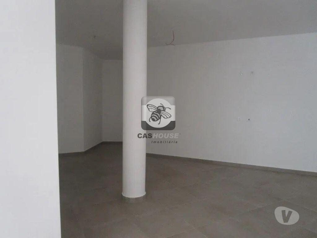 Comprar Loja Oeiras - Fotos para Loja a Estrear no Centro de Queijas