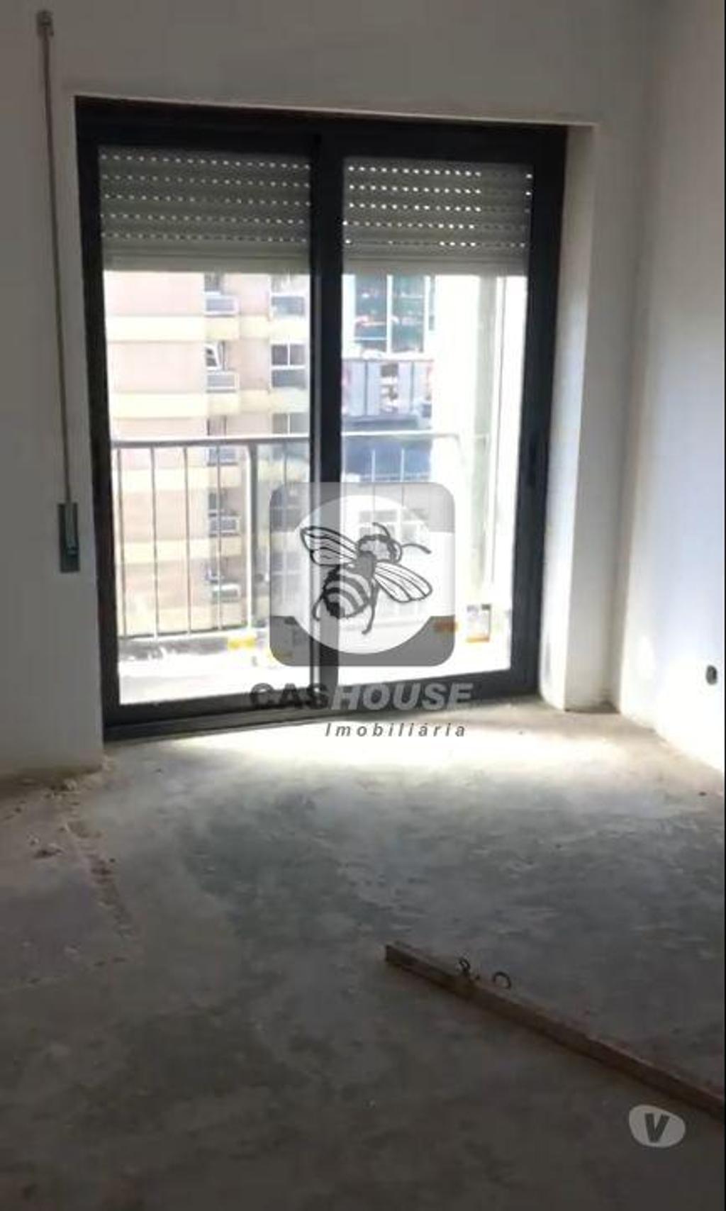 Comprar Loja Coimbra - Fotos para OPORTUNIDADE - Prédio no Centro de Coimbra
