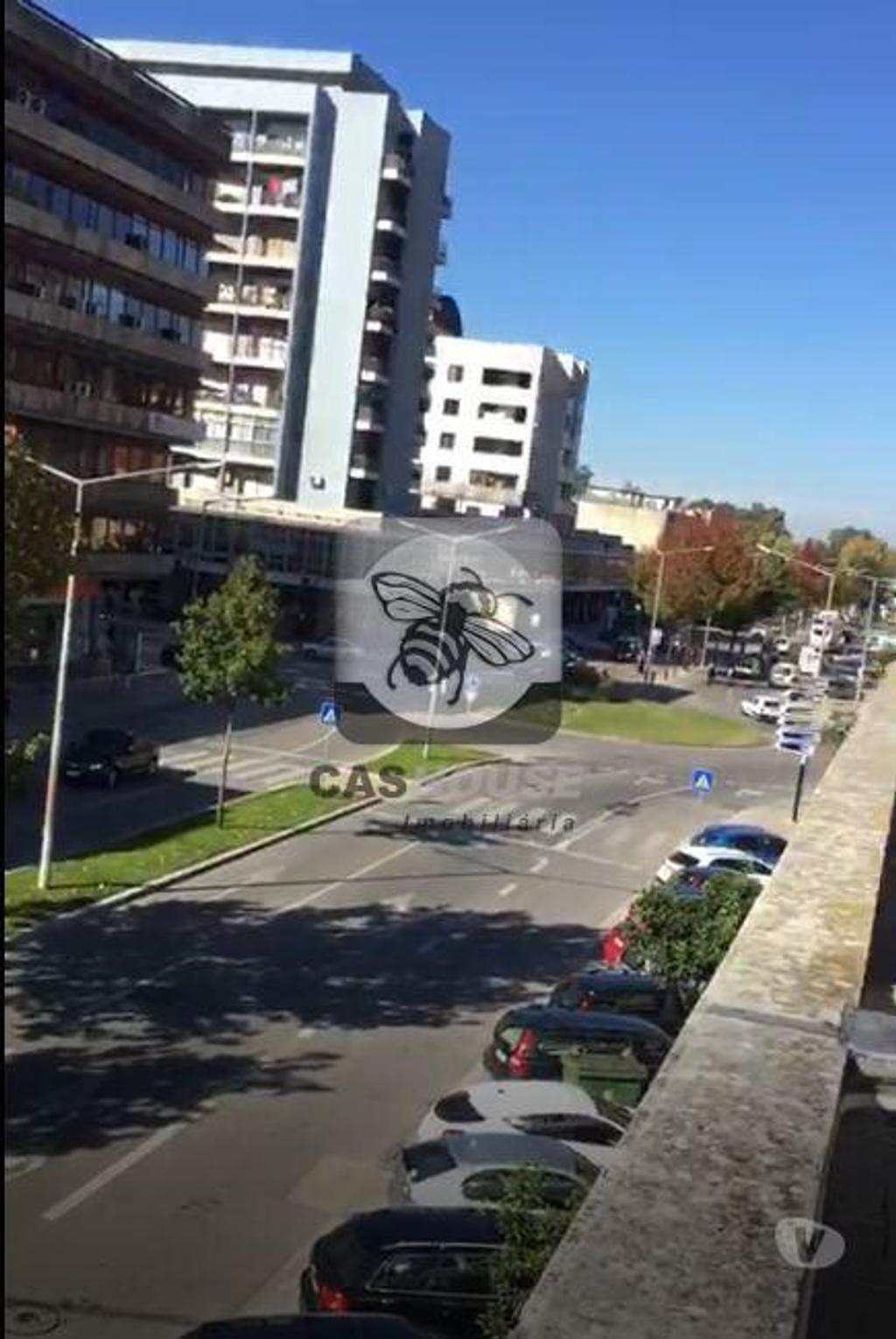Comprar Loja Coimbra - Fotos para OPORTUNIDADE - Prédio no Centro de Coimbra