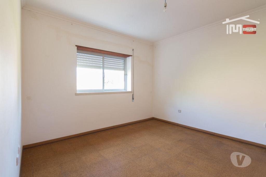Apartamentos a venda Ourém - Fotos para Ourem-Moradia T2 + 1, Pinheiro - Ourém (1-M-000317)