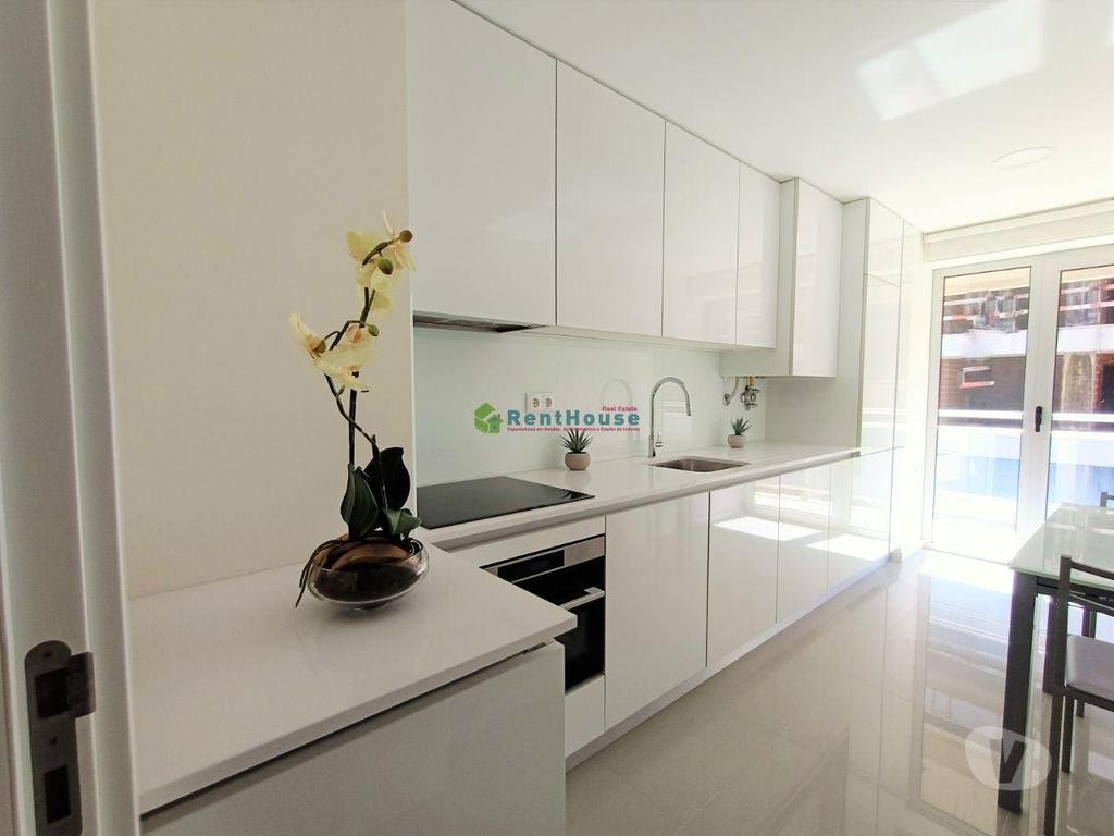 Apartamentos a venda Figueira da Foz - Fotos para Figueira-da-foz-T4 Luxo Vista de MAR - Buarcos (VF1656)