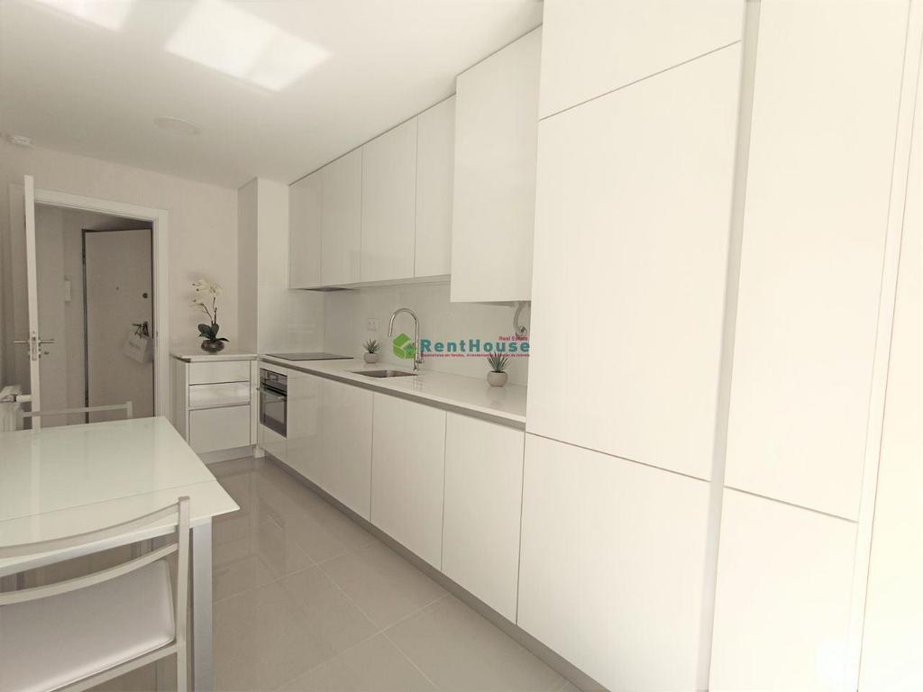 Apartamentos a venda Figueira da Foz - Fotos para Figueira-da-foz-T4 Luxo Vista de MAR - Buarcos (VF1656)