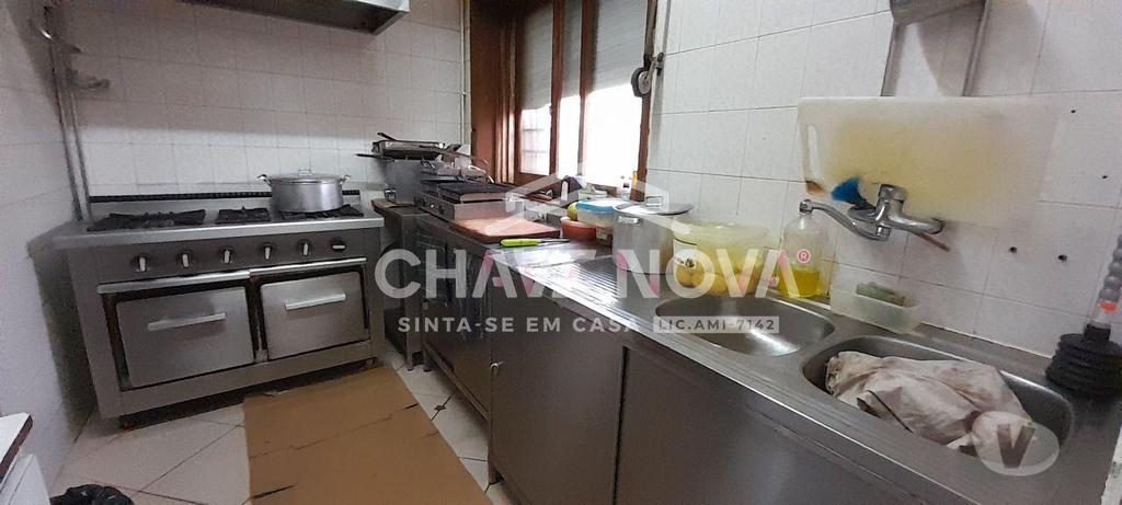 Comprar Loja Gondomar - Fotos para Trespasse CAFÉ Av. Carvalha Excelente Negócio!