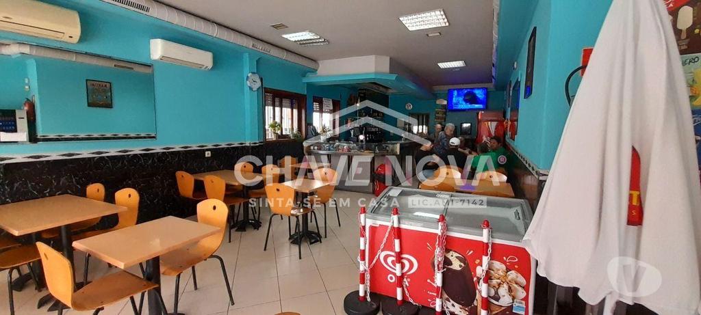 Comprar Loja Gondomar - Fotos para Trespasse CAFÉ Av. Carvalha Excelente Negócio!