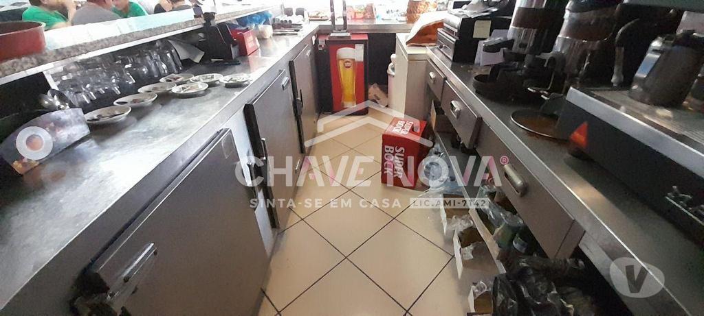 Comprar Loja Gondomar - Fotos para Trespasse CAFÉ Av. Carvalha Excelente Negócio!
