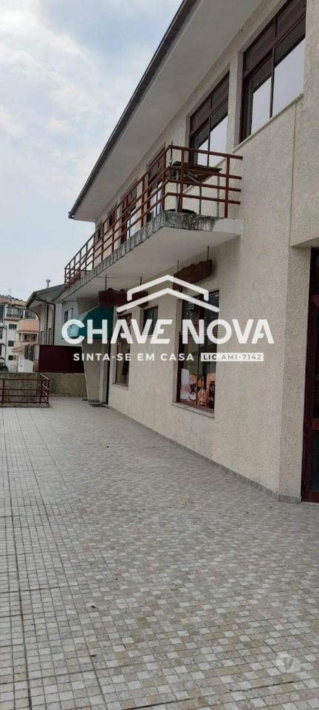 Comprar Loja Resende - Fotos para Edifício comercial (restauração) - Centro de Resende - Zona...