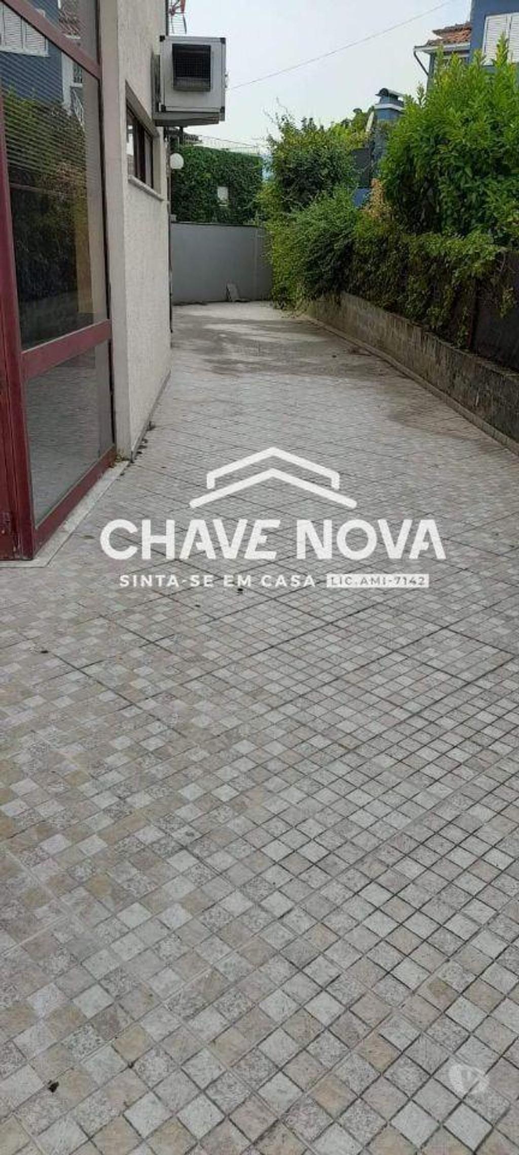 Comprar Loja Resende - Fotos para Edifício comercial (restauração) - Centro de Resende - Zona...