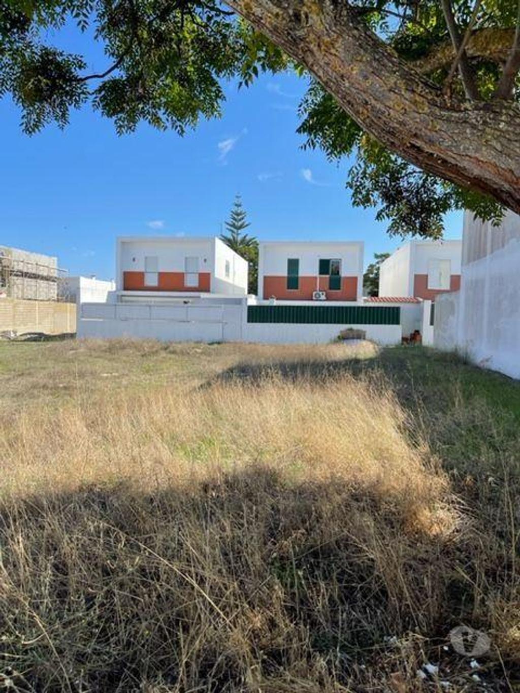 Comprar Loja Moita - Fotos para Terreno Urbano para construção Moita Alhos Vedros
