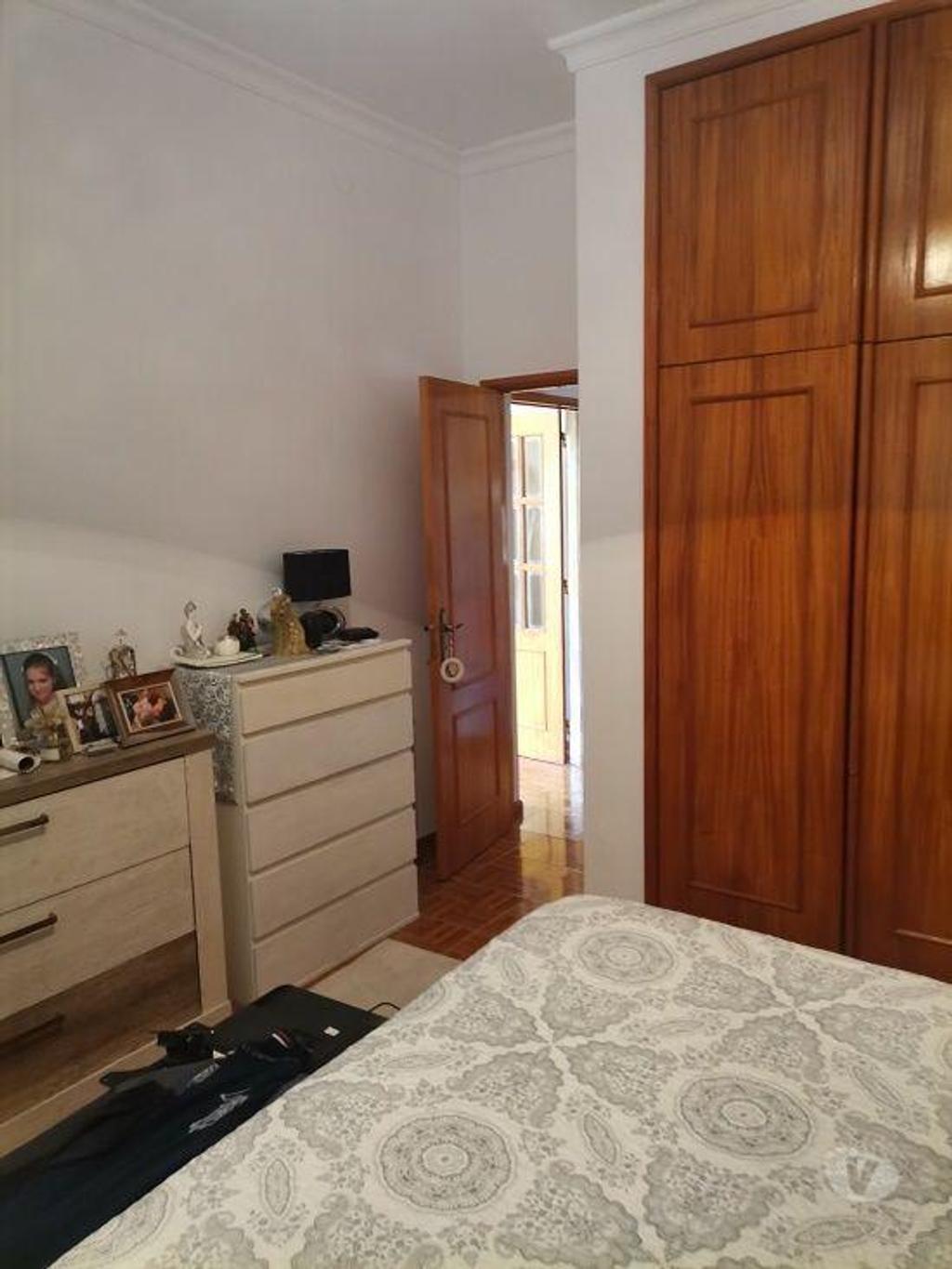 Apartamentos a venda Vila Nova de Gaia - Fotos para Moradia composta por 3 t2- excelente investimento (03853)