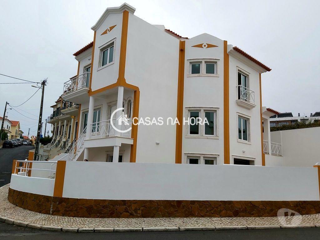 Apartamentos a venda Mafra - Fotos para EXCELENTE MORADIA V3 + 1 3 Pisos REMODELADA Próximo ao Centro