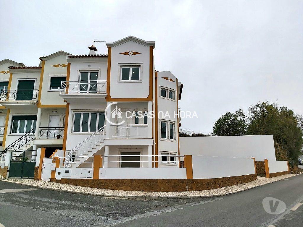 Apartamentos a venda Mafra - Fotos para EXCELENTE MORADIA V3 + 1 3 Pisos REMODELADA Próximo ao Centro