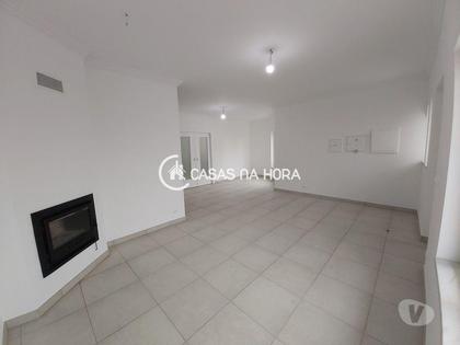 casas para vender - Fotos para EXCELENTE MORADIA V3 + 1 3 Pisos REMODELADA Próximo ao Centro