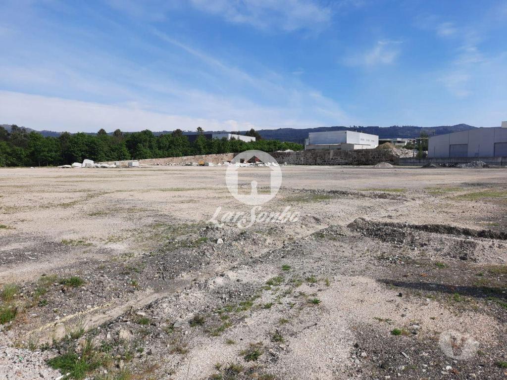 Terrenos Fafe - Fotos para Fafe-Terreno Industrial com 16.000m2 (256-T-00453)