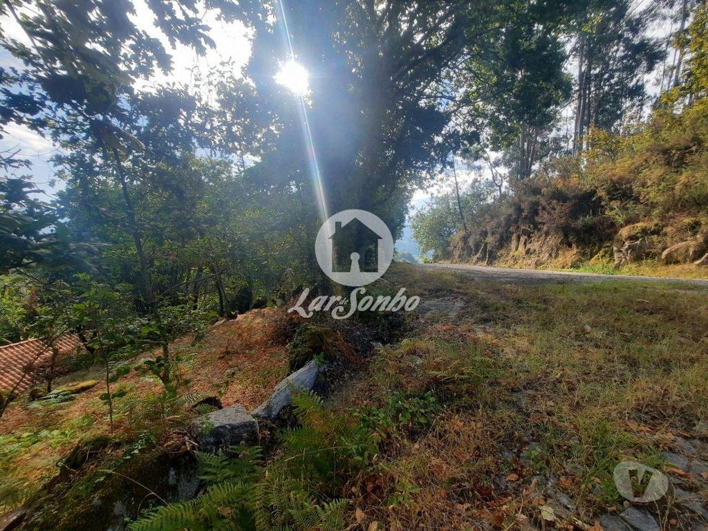 Apartamentos a venda Fafe - Fotos para Moradia em Pedra para Restaurar em Moreira do Rei, Fafe