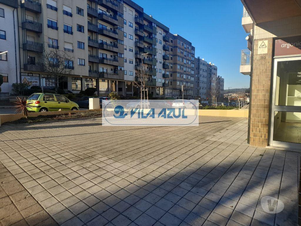 Comprar Loja Valongo - Fotos para Aos Investidores - Loja em Ermesinde