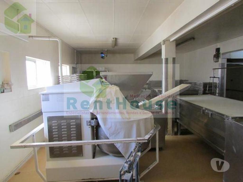 Apartamentos a venda Figueira da Foz - Fotos para Figueira-da-foz-Café, Pastelaria e fabrico próprio (VF1638)