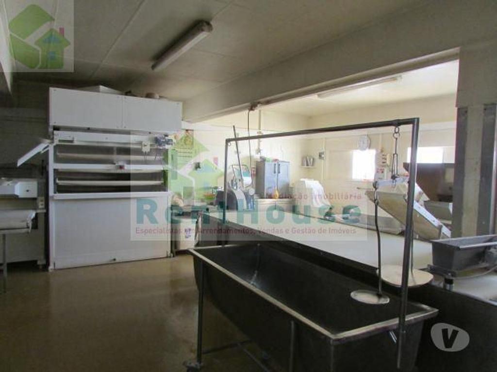 Apartamentos a venda Figueira da Foz - Fotos para Figueira-da-foz-Café, Pastelaria e fabrico próprio (VF1638)