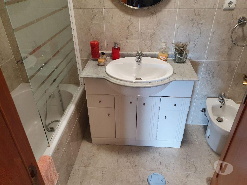 Apartamentos a venda Vila Nova de Gaia - Fotos para Vila-nova-de-gaia-T3 Dúplex Vilar de Andorinho (00787)