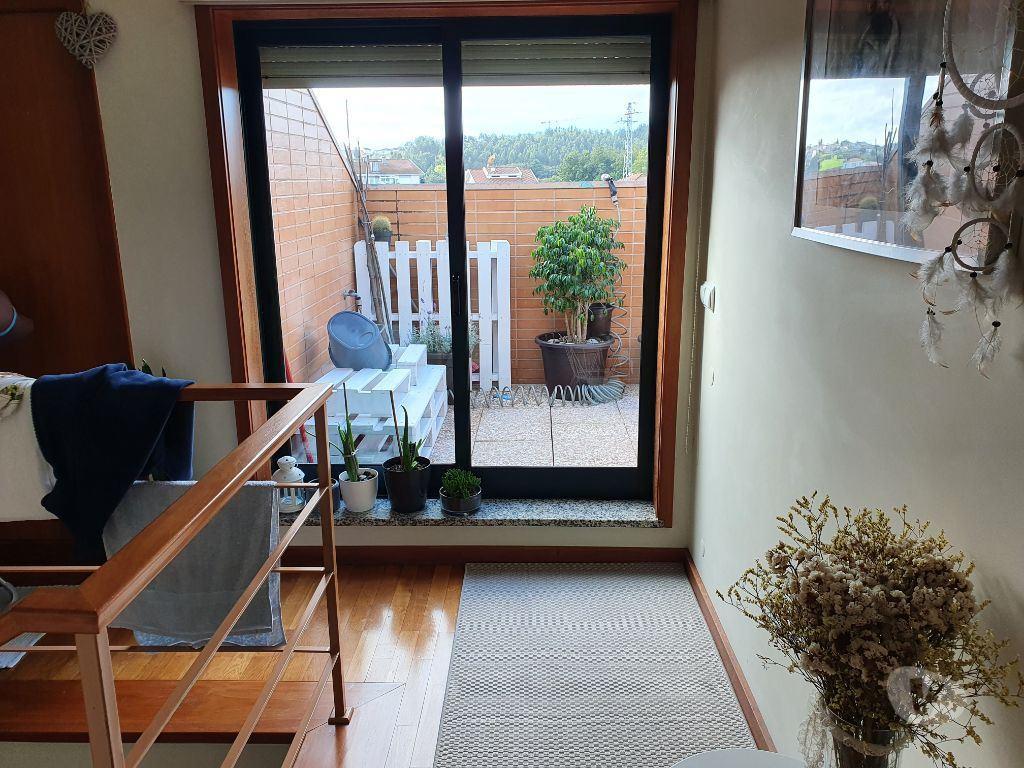 Apartamentos a venda Vila Nova de Gaia - Fotos para Vila-nova-de-gaia-T3 Dúplex Vilar de Andorinho (00787)