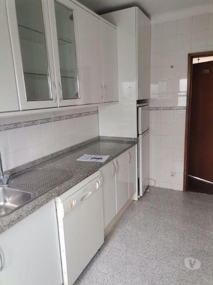 Casas e apartamentos - venda - Fotos para Matosinhos-Moradia T4, Senhora da Hora (03887)