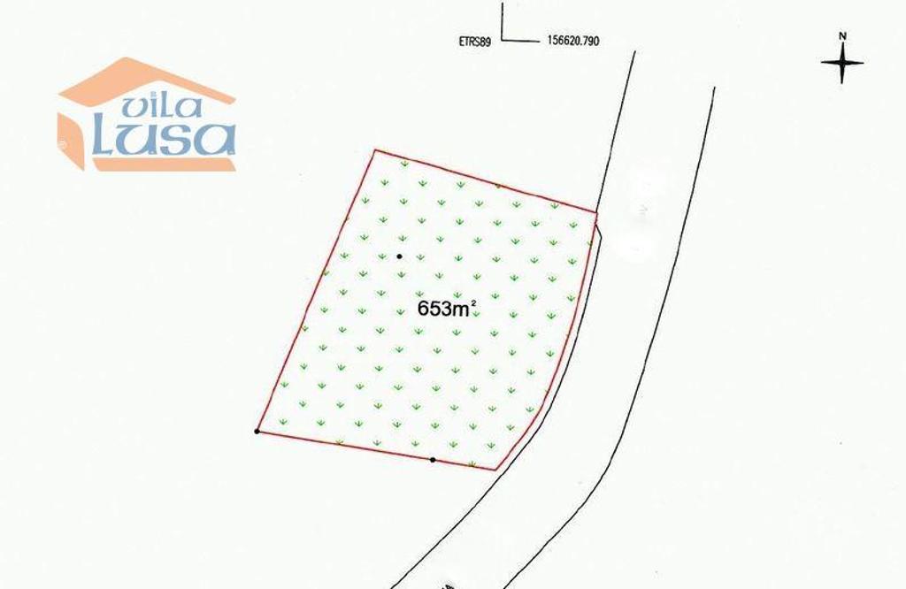 Terrenos Gondomar - Fotos para Terreno com 653 m2 para a construção de mordia de 4 Frentes com