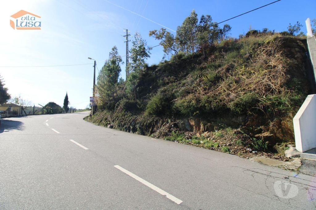 Terrenos Gondomar - Fotos para Terreno com 653 m2 para a construção de mordia de 4 Frentes com