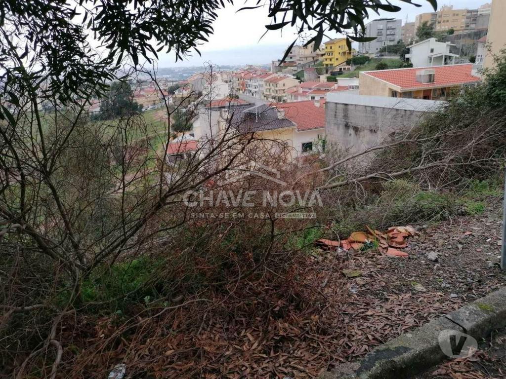Terrenos Gondomar - Fotos para Terreno para moradia 3 frentes, Baguim. Rio Tinto (AR 02331)