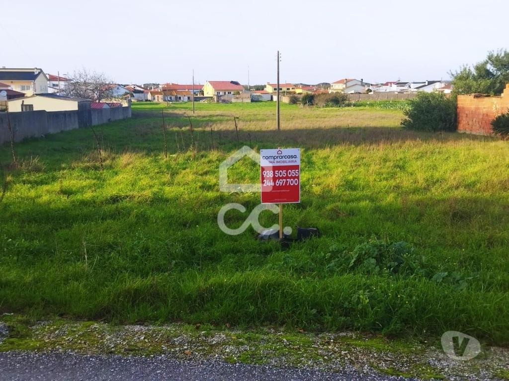 Terrenos Marinha Grande - Fotos para Localização: Vieira de Leiria------Terreno com a área de 8.380
