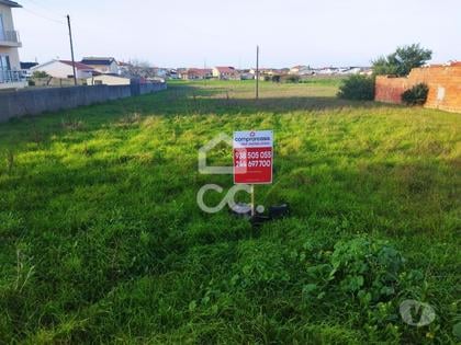 Terrenos e Quintas - Fotos para Localização: Vieira de Leiria------Terreno com a área de 8.380