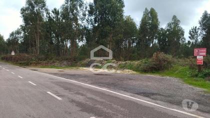 Terrenos - Fotos para Terreno com viabilidade para construção, com bons acessos.