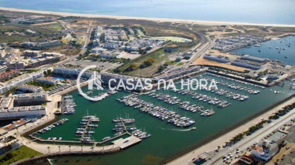 Apartamentos a venda Lagos - Fotos para Lagos-T2 como novo no centro de Lagos (parchal A 00540)