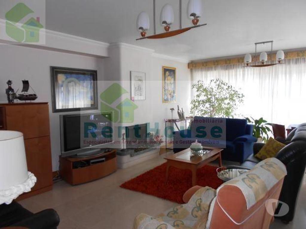 Apartamentos a venda Figueira da Foz - Fotos para Figueira-da-foz-Moradia T5+1 Sotto Mayor (VF1637)