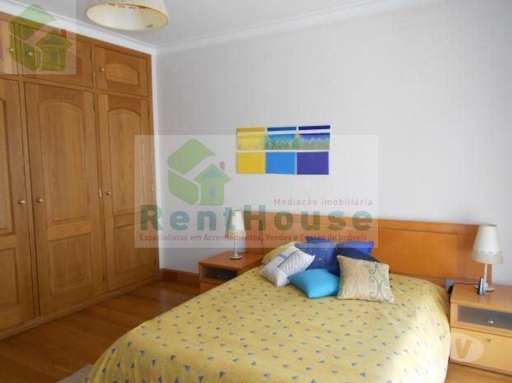 Apartamentos a venda Figueira da Foz - Fotos para Figueira-da-foz-Moradia T5+1 Sotto Mayor (VF1637)